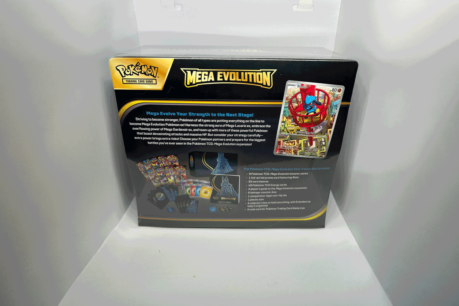 Mega Lucario ex Elite Trainer Box